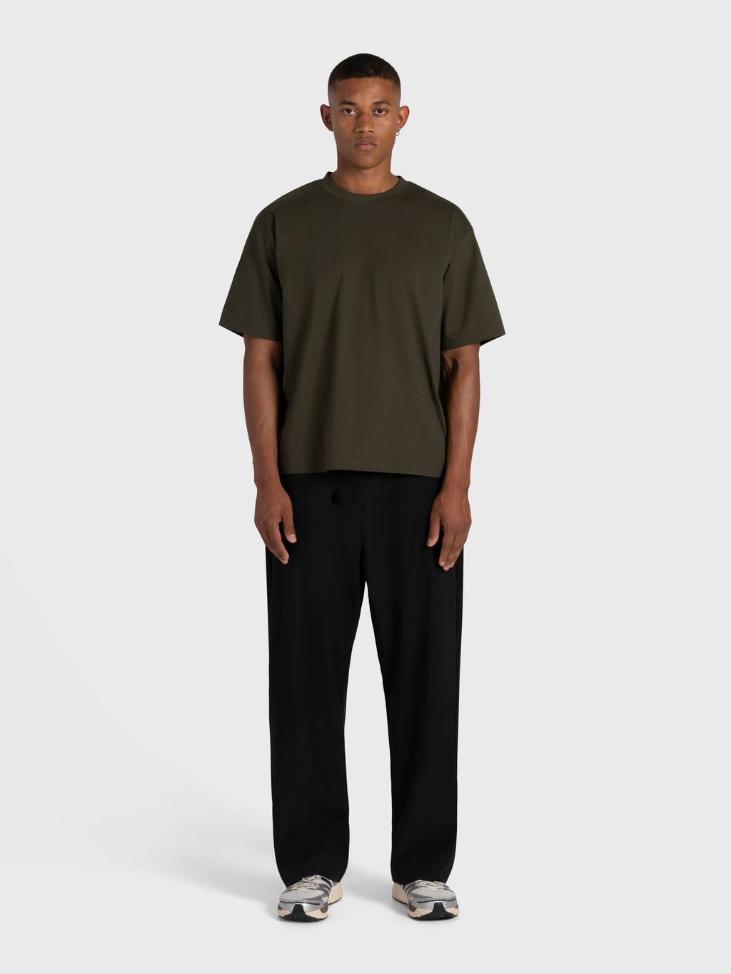 Confidence V2 Box Tee - Army/Army