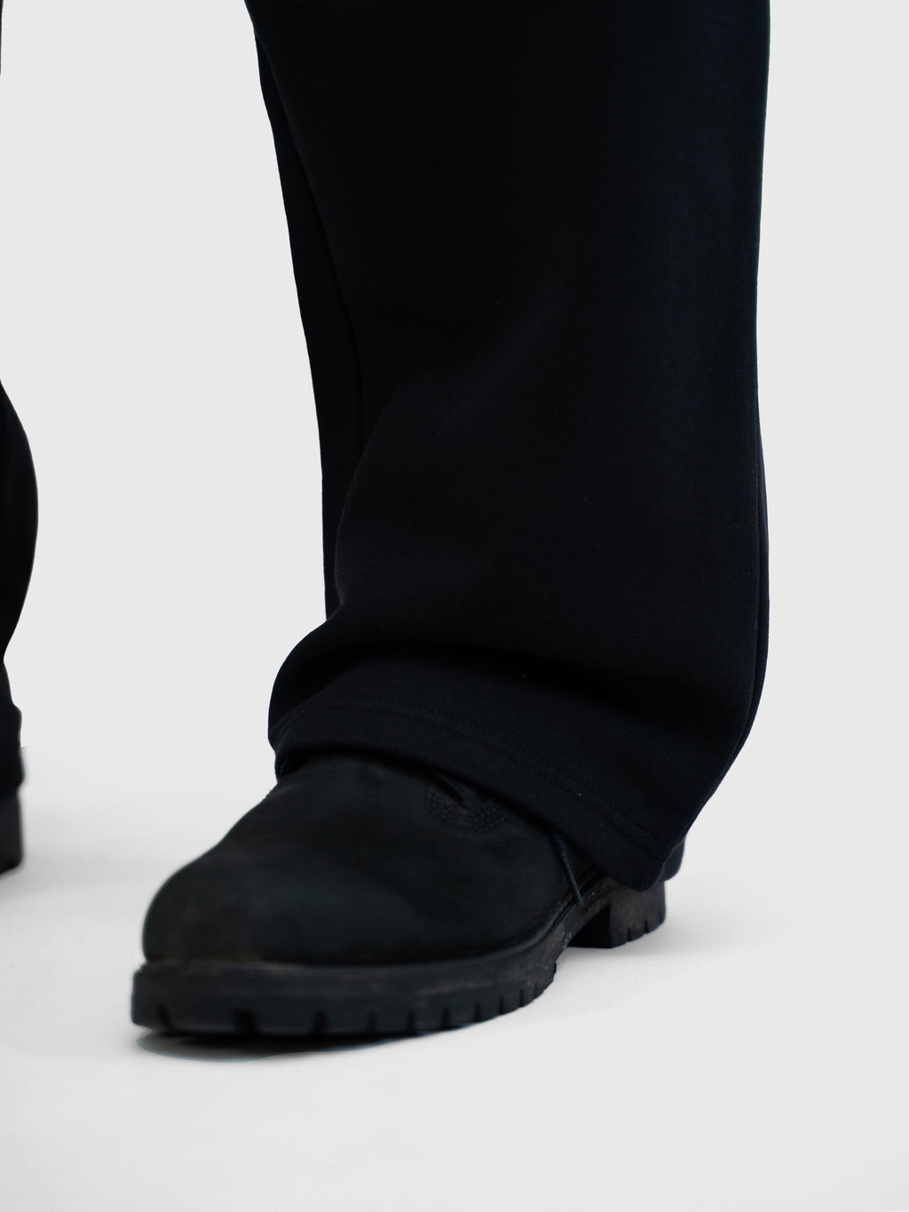 Logo Straight Sweatpants - Black/White