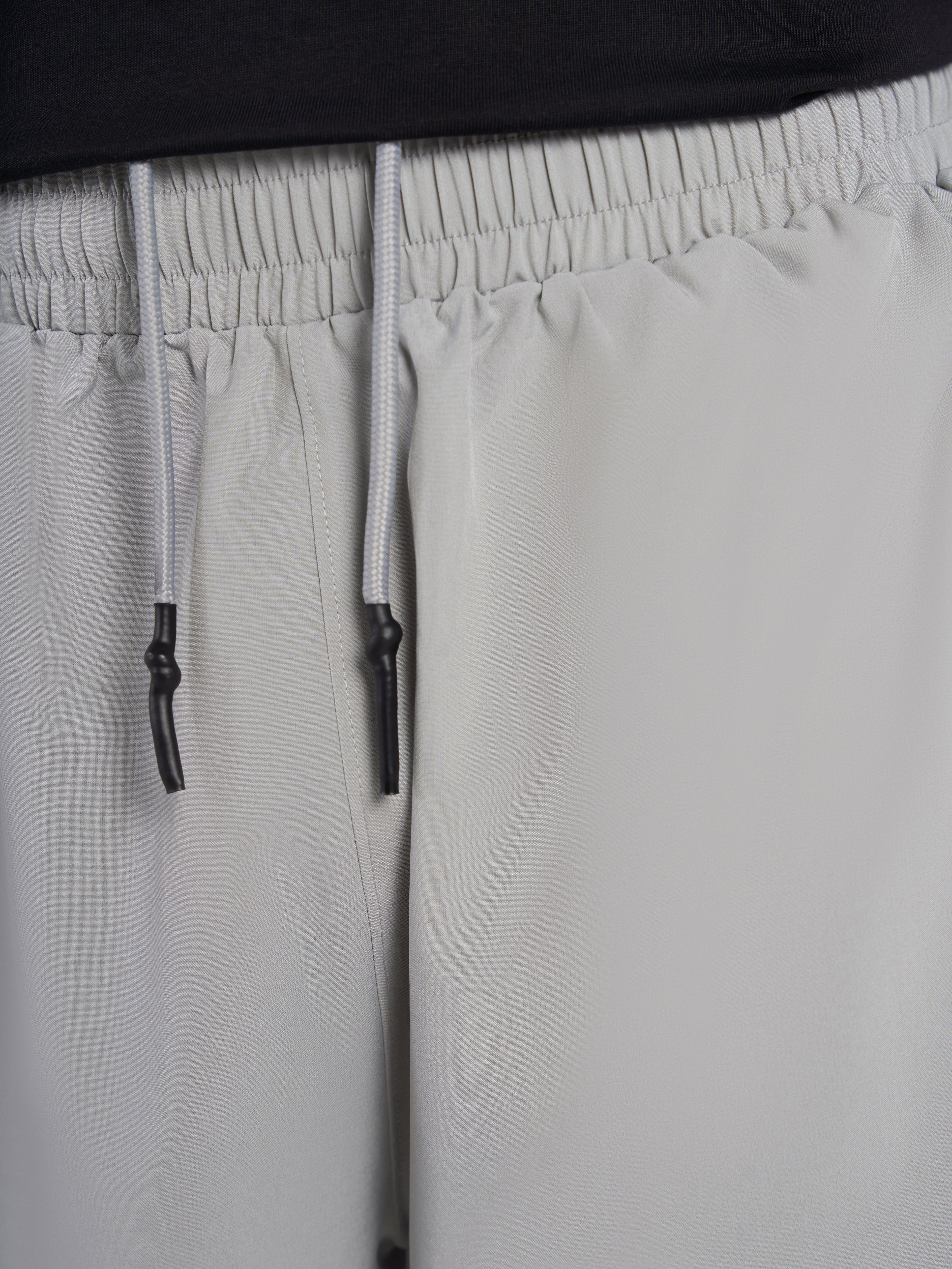 Confidence V2 Tech Shorts - Grey/White