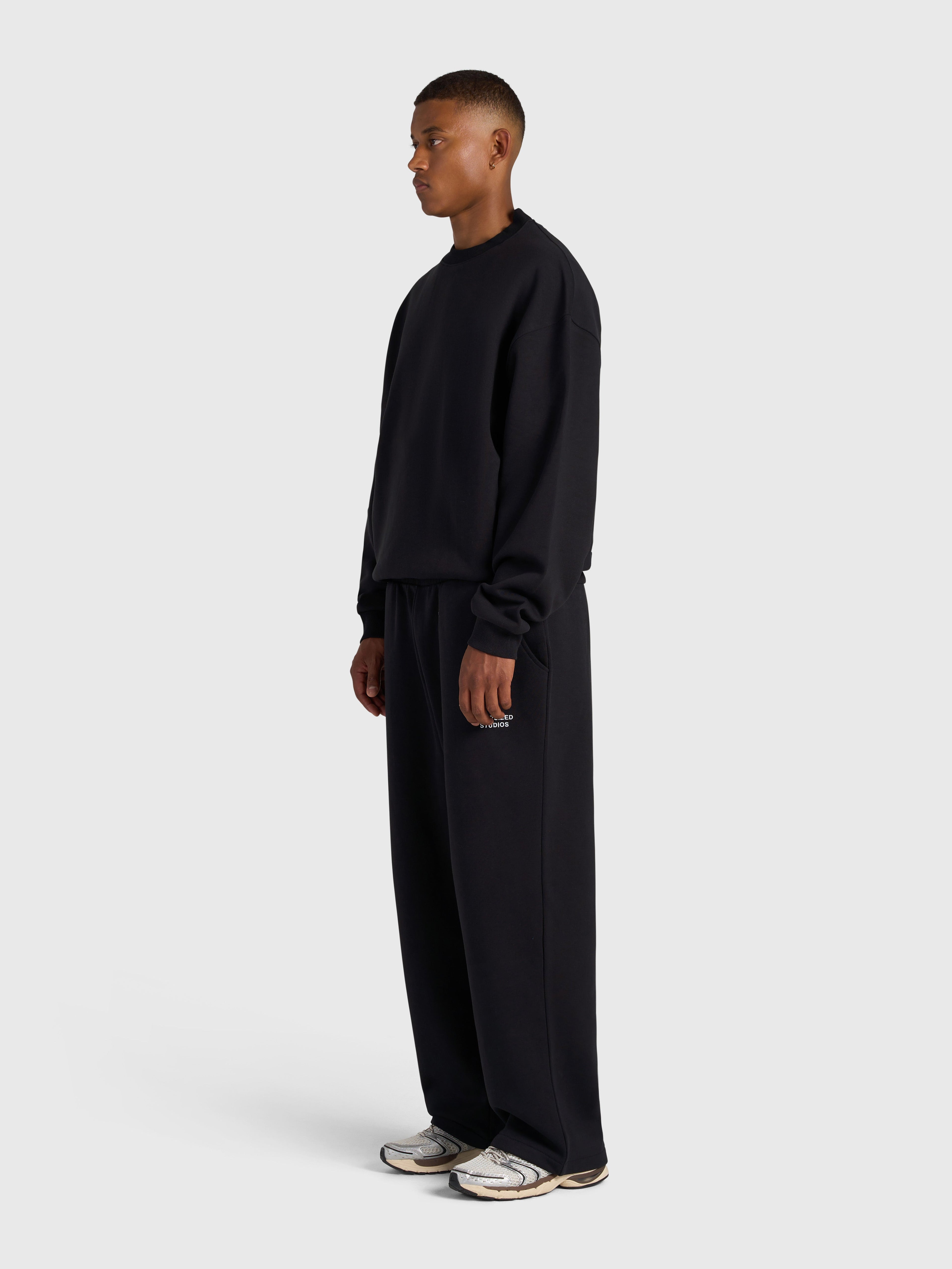 Confidence V2 Sweatshirt - Black/Pink