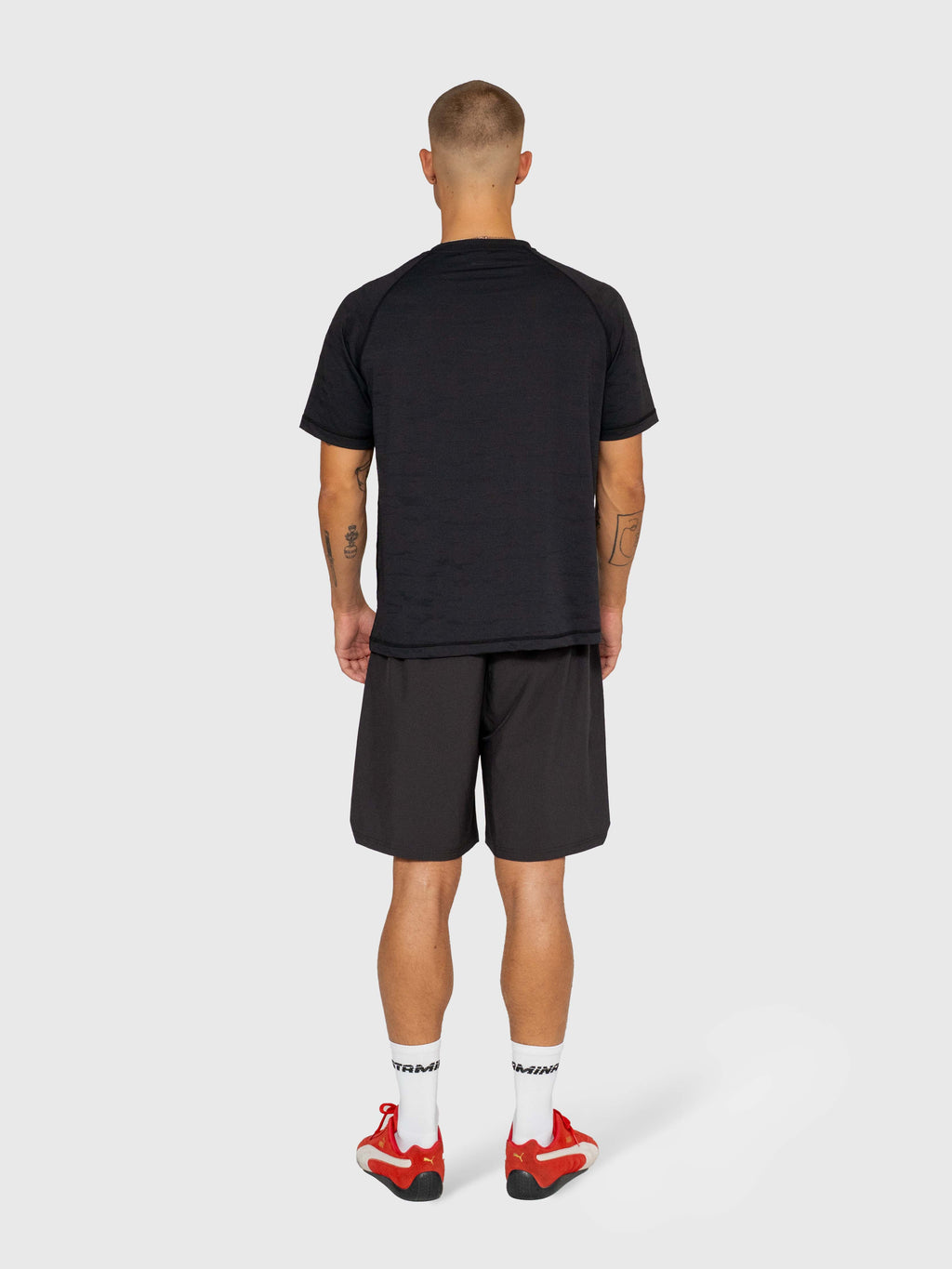 Flow Active Tee - Black/Pink
