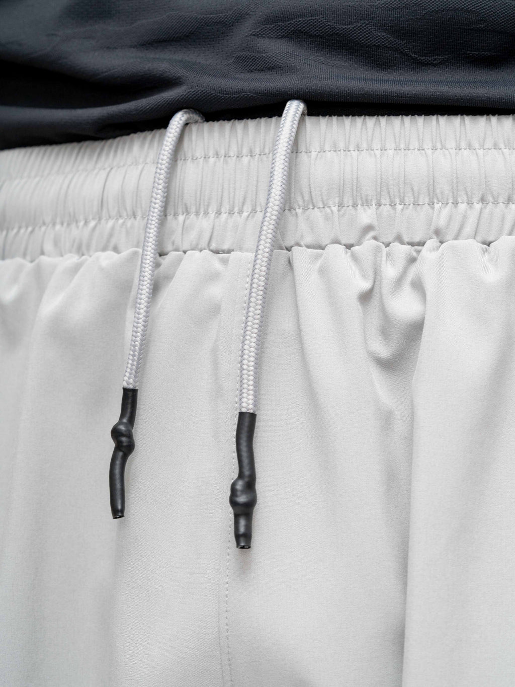 Confidence Tech Shorts 2.0 - Neutral Grey/White