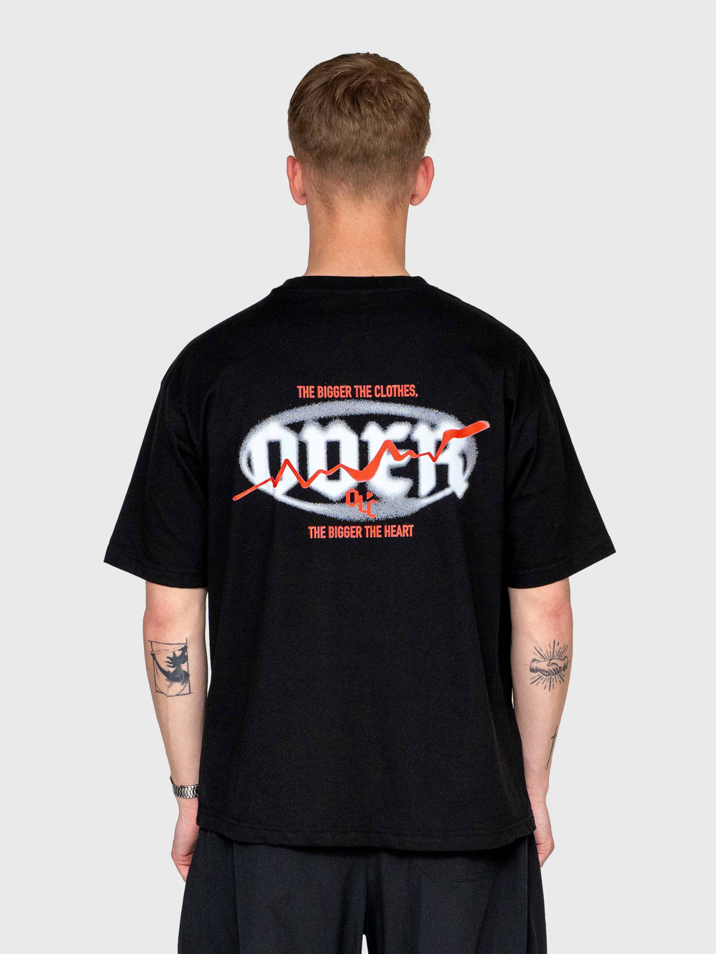 Oversized box tee - Black/Red